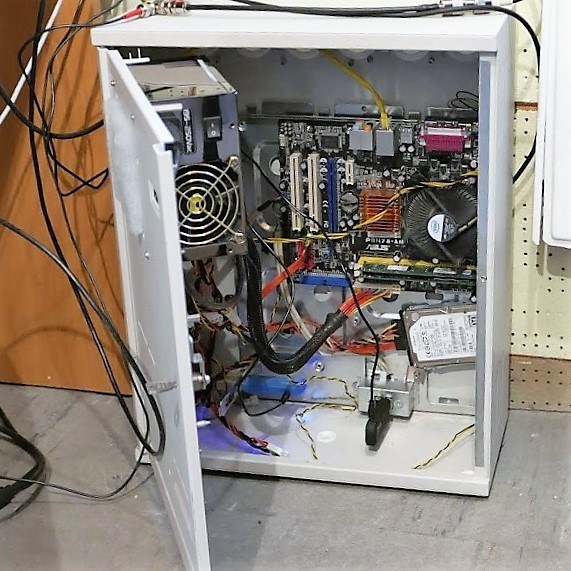 SDR Receiver inside the box